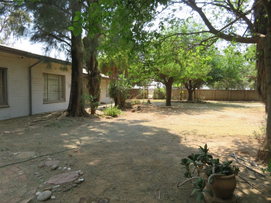 Commercial Property for Sale in Delareyville North West